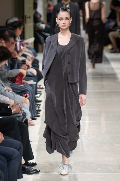 Look 28